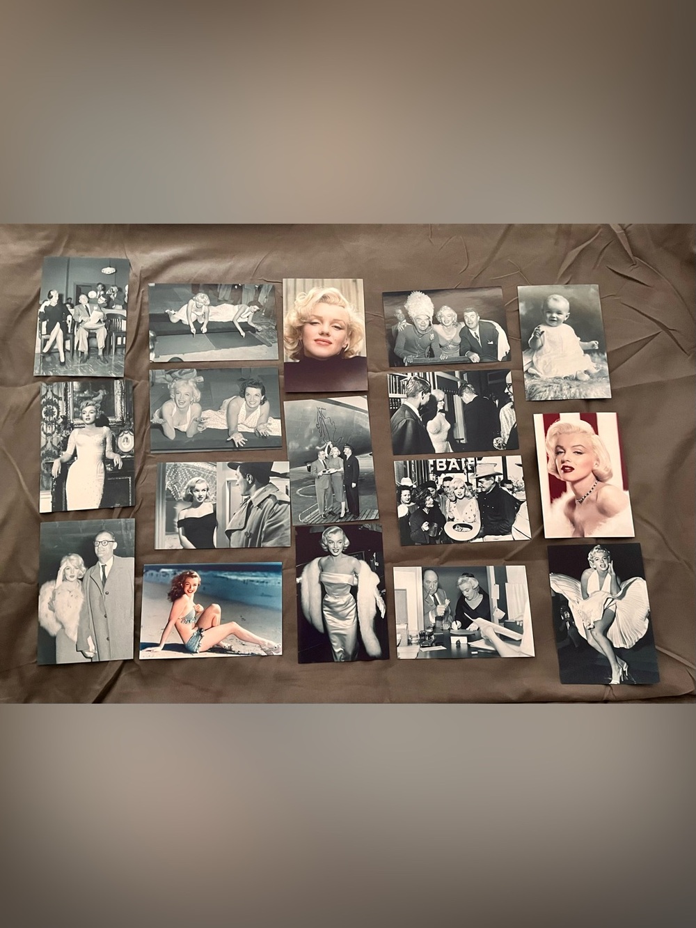 Marilyn Monroe 17pc 4x6 Photo Collection - BW & Color Prints